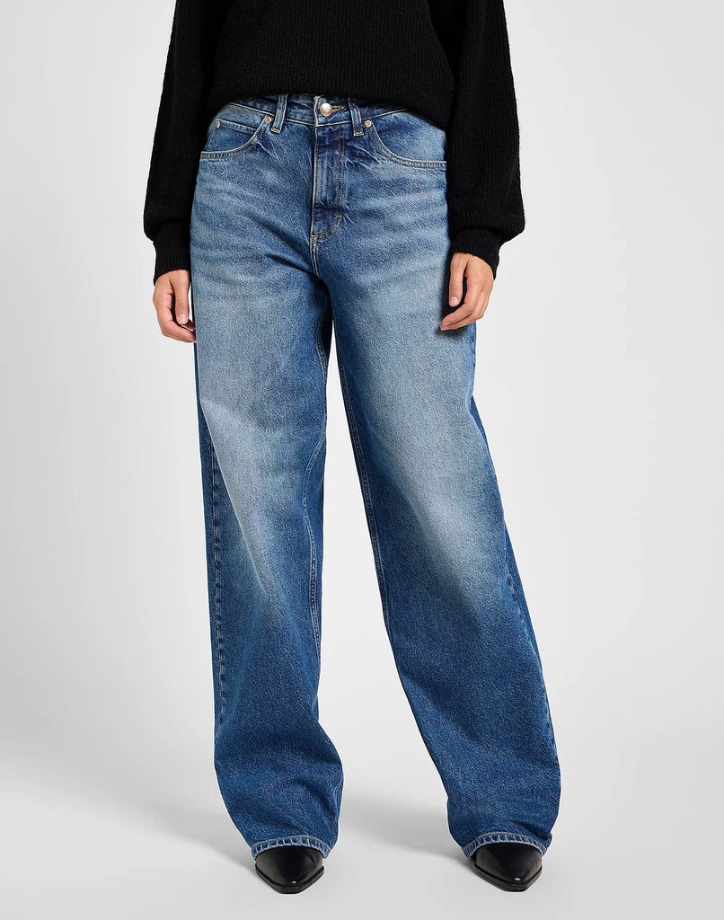 Lee Rider Loose Straight Jeans in Blue Flame