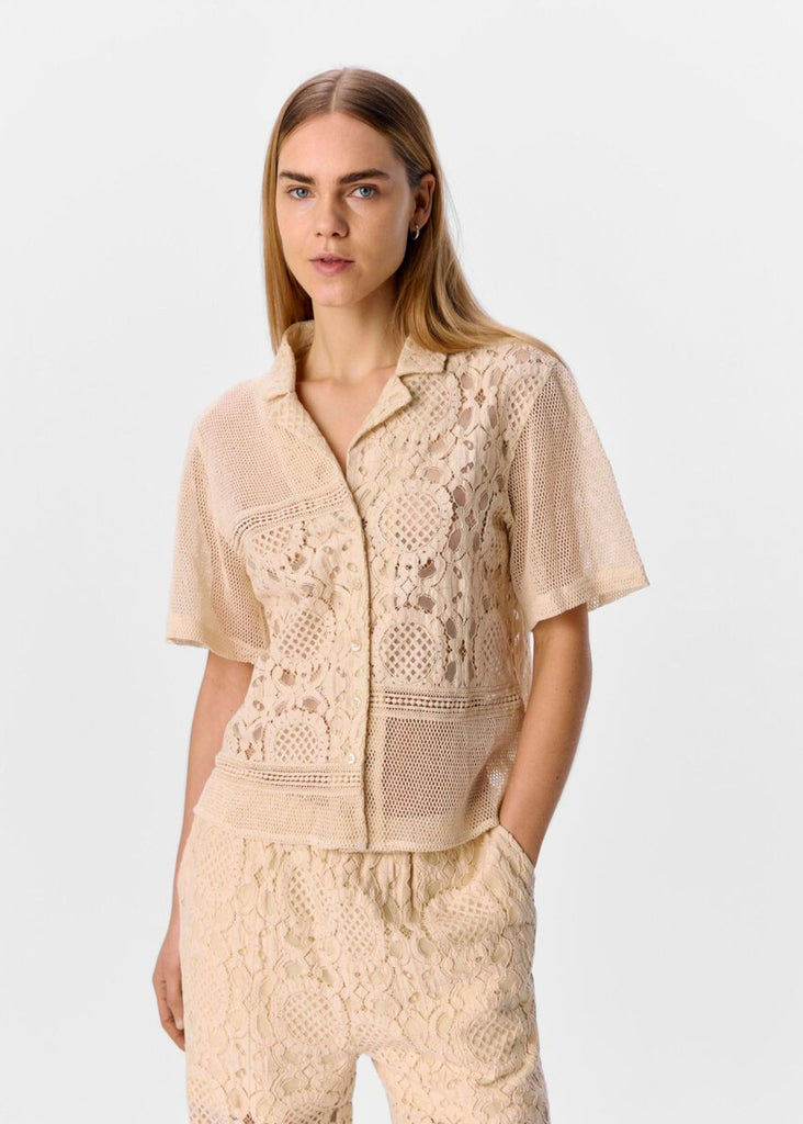 Crocheted Shirt in Sandshell