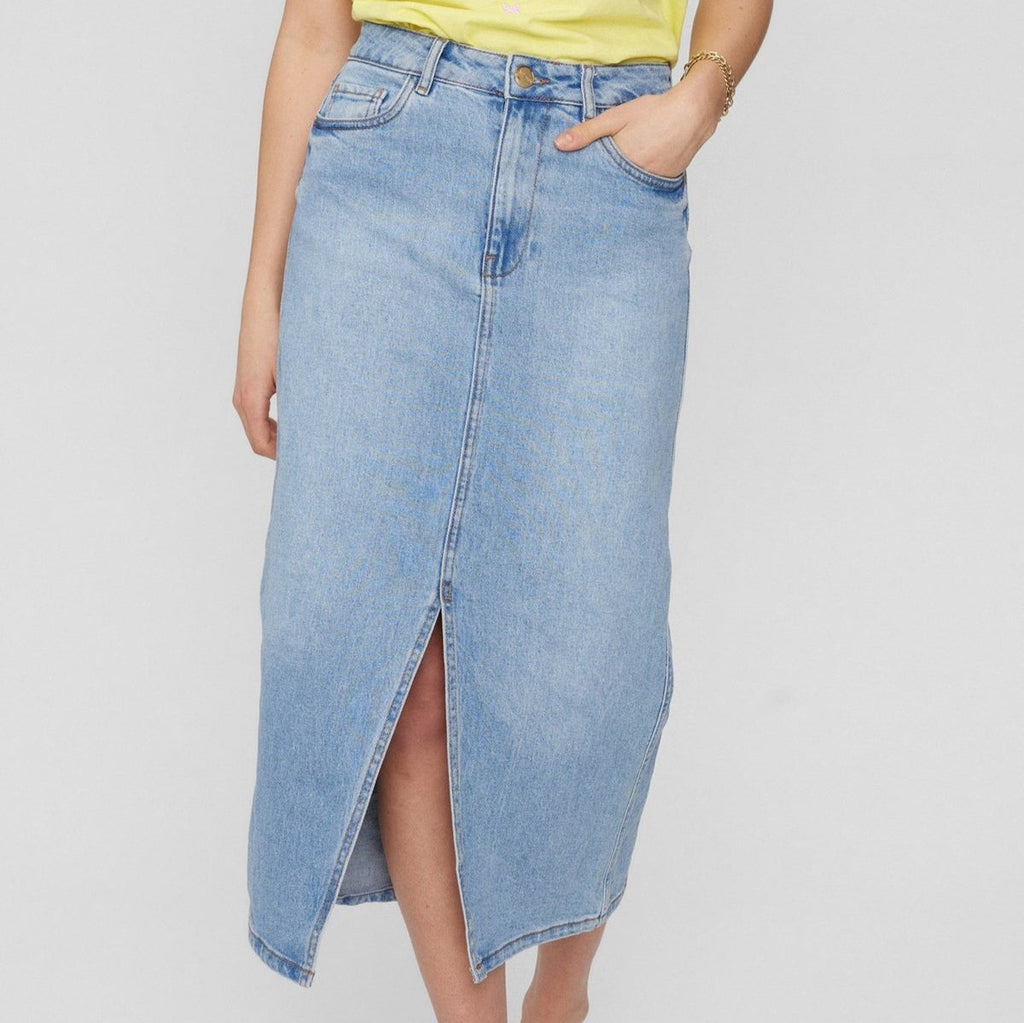 Numph Nutoronto Skirt in Medium Blue Denim