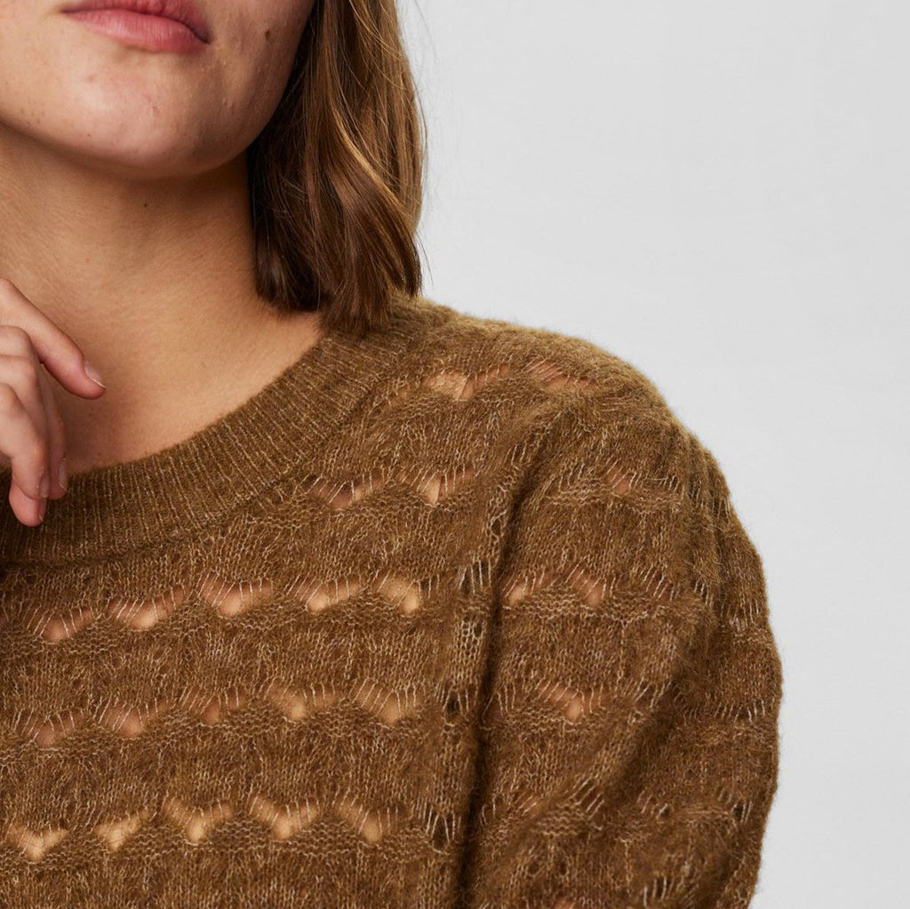 Numph Nurietta Pointelle Pullover in Kangaroo