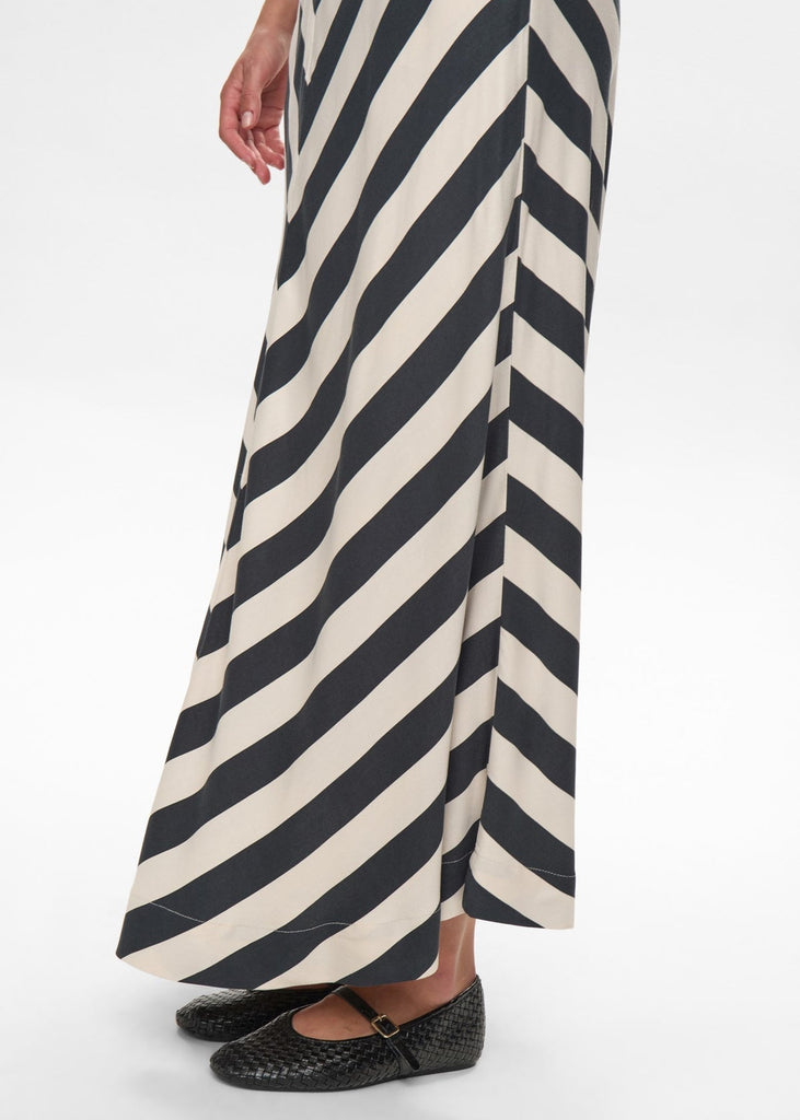 NUMINZU SKIRT - Caviar