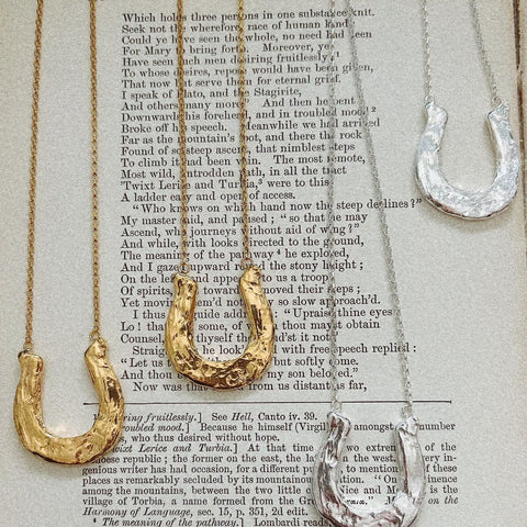 By CODY Lucky Horseshoe