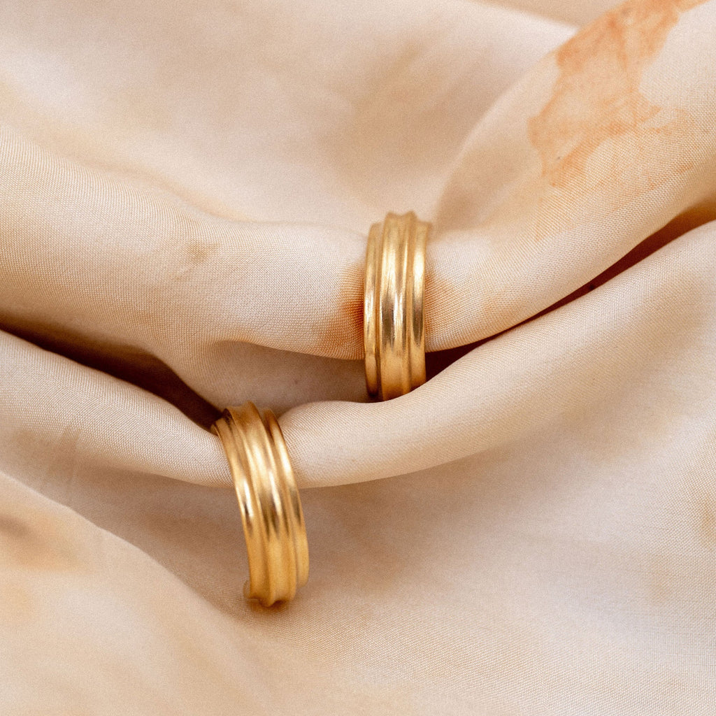 Cabinet Makani Hoop Earrings In Gold