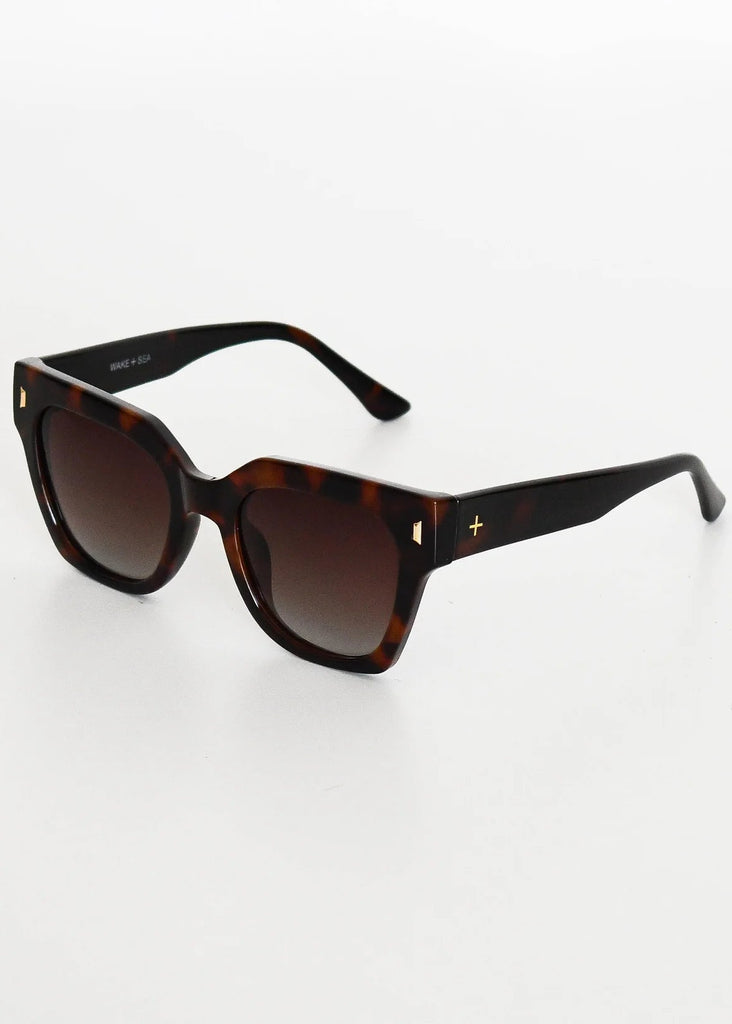 WAKE+SEA Hope Sunglasses in Tortoiseshell Retro Style Sunglasses with Brown Lense