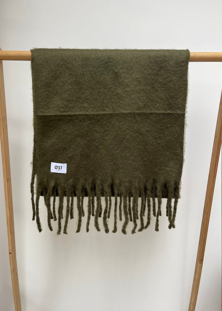 ØST LONDON Pernille Oversized Scarf in Khaki