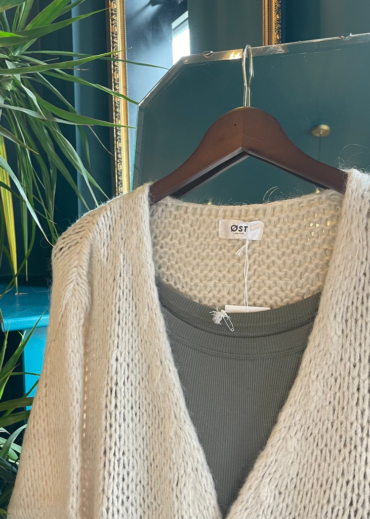 ØST London Smila Cardigan in Classic Oat