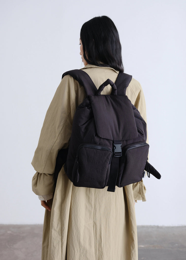 ÖLEND Isla Backpack In black