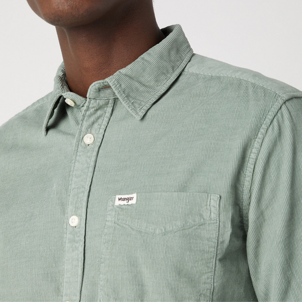 Wrangler Long Sleeve 1 Pocket Patch Shirt In Green Milieu