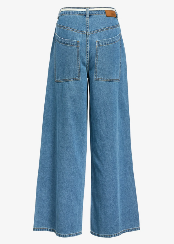 Extra Wide Fit Jeans with Shoe String Belt