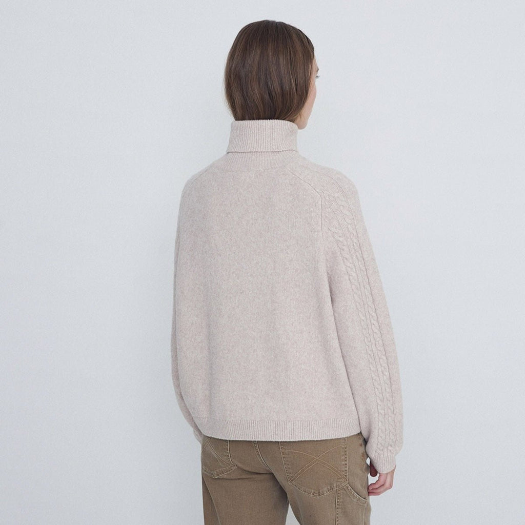 YERSE Cable Knit Sweater in Light Grey