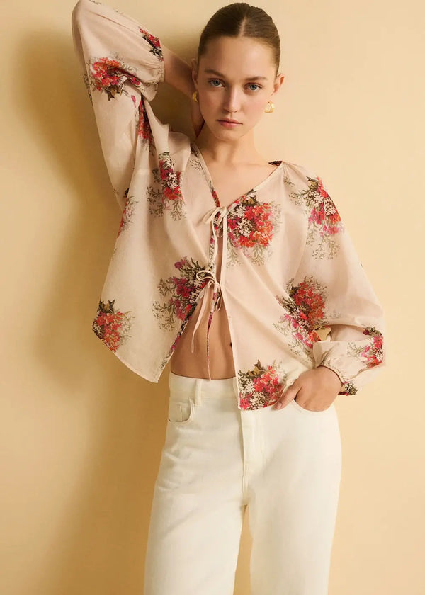ese O ese Bouquet With Ties &nbsp;Blouse