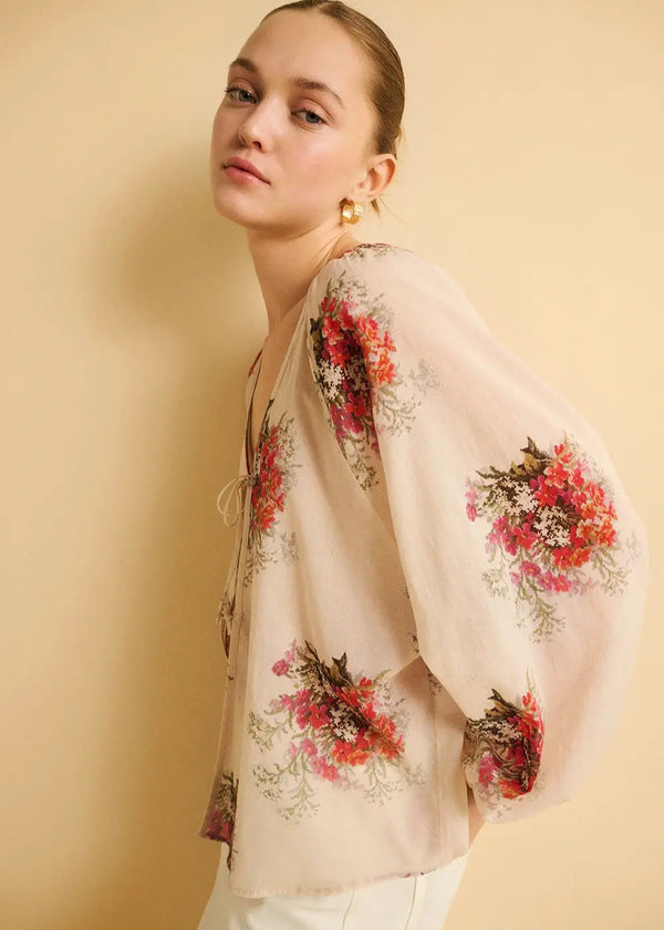 ese O ese Bouquet With Ties &nbsp;Blouse