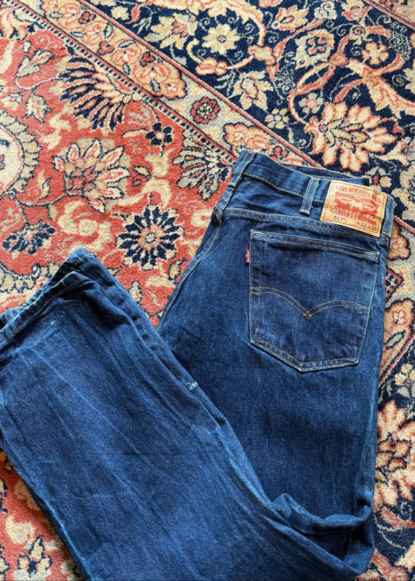 Vintage 517 Bootcut Levi in Classic Blue Wash