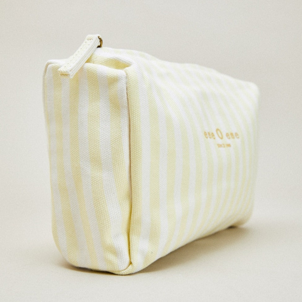 ese O ese Saint Tropez Makeup Bag in Lemon