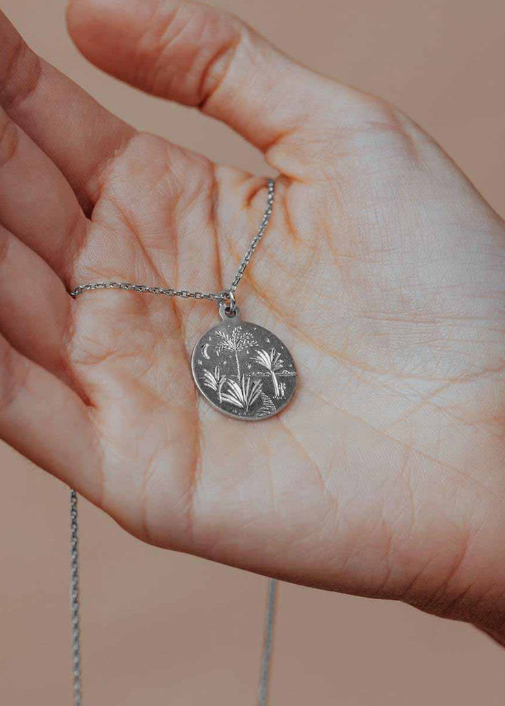 Cabinet Royal Palm Necklace in Silver